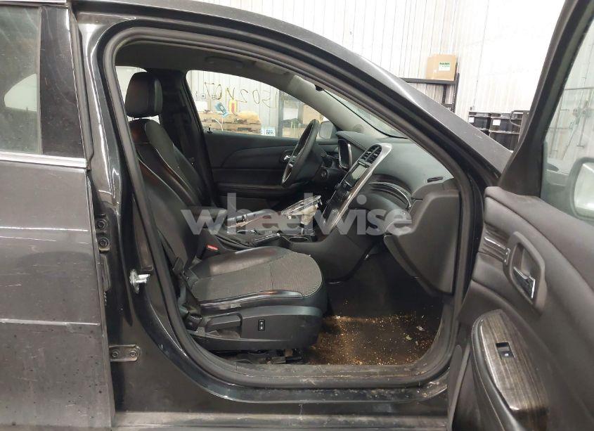Photo 5 of 2015 Chevrolet Malibu 1LT (VIN 1G11C5SL8FF162585)