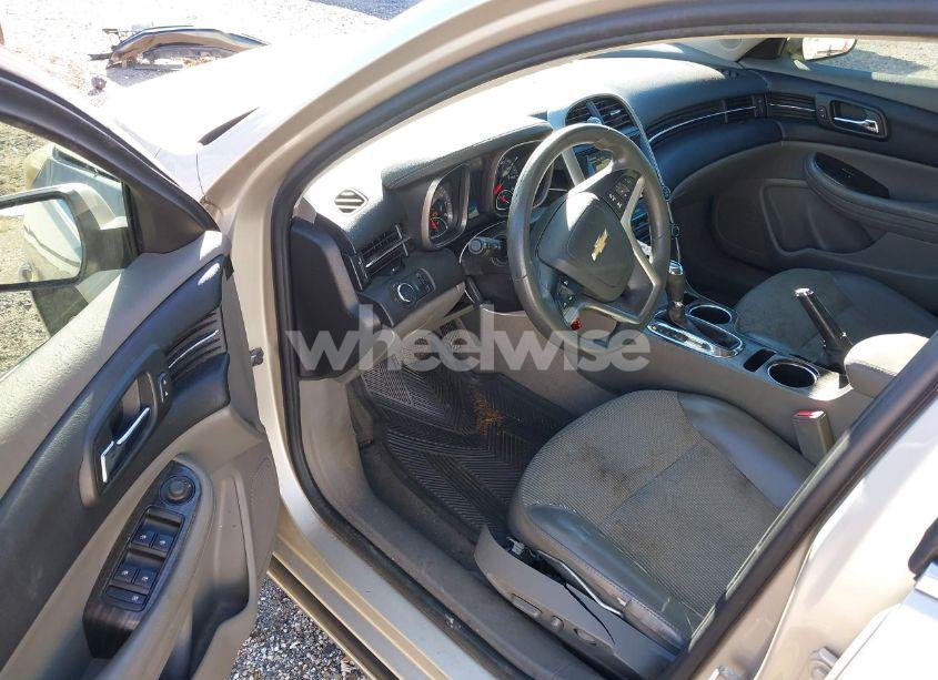 Photo 20 of 2015 Chevrolet Malibu 1LT (VIN 1G11C5SL8FF184098)