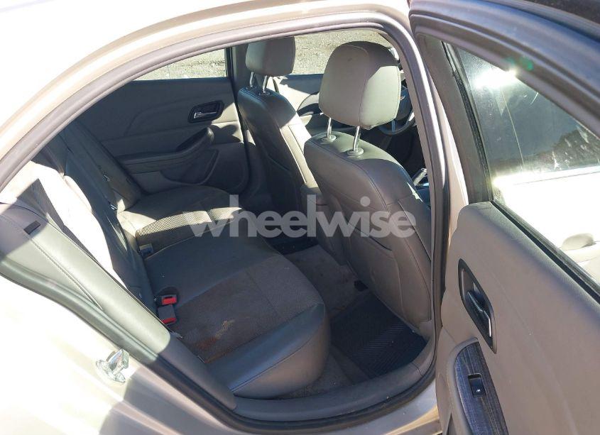 Photo 8 of 2015 Chevrolet Malibu 1LT (VIN 1G11C5SL8FF184098)