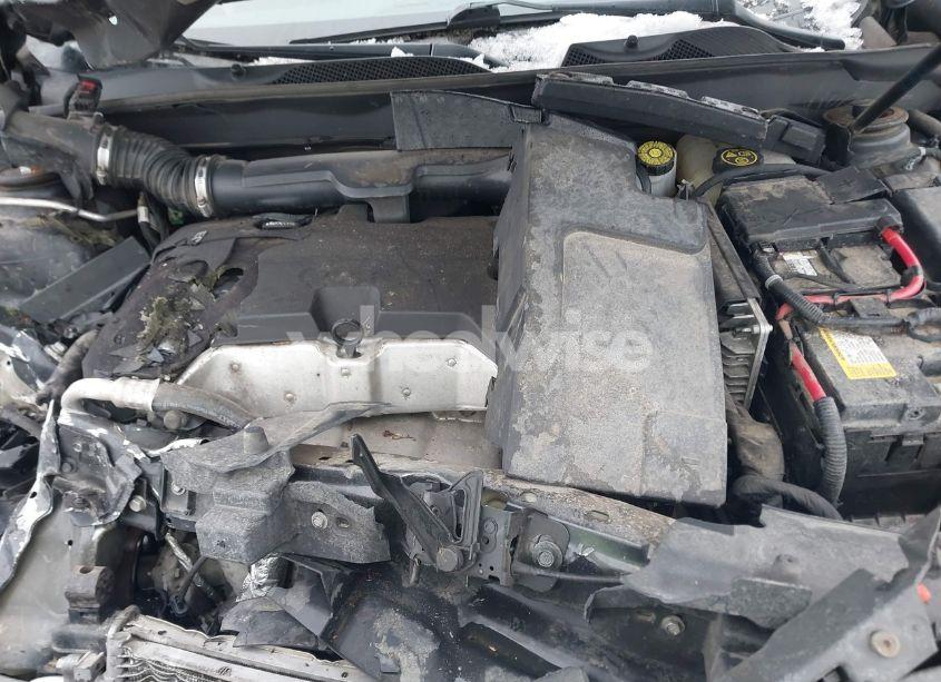Photo 10 of 2015 Chevrolet Malibu 1LT (VIN 1G11C5SL8FF228360)