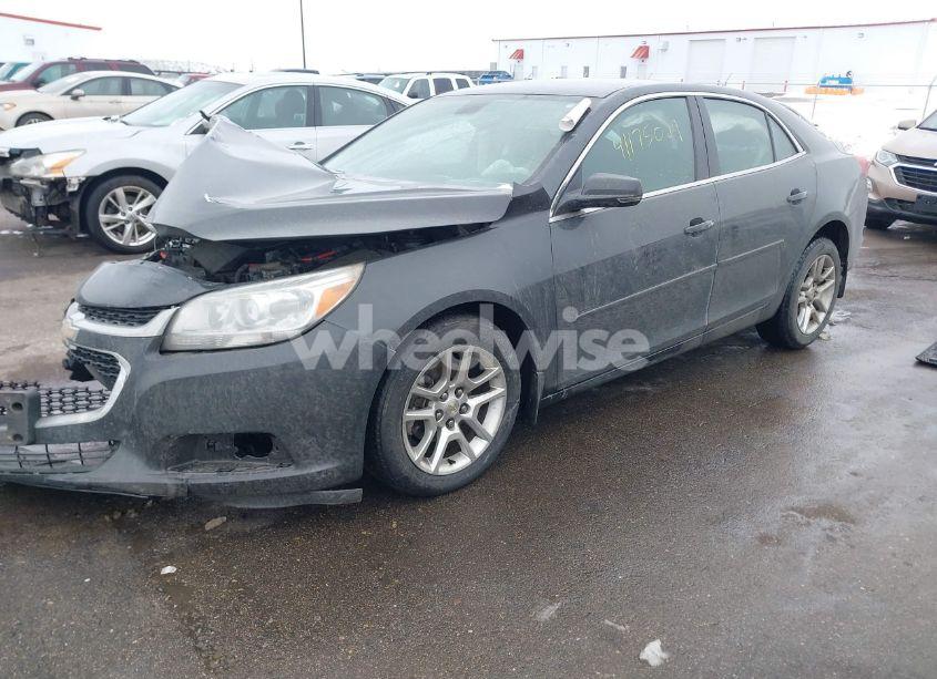 Photo 2 of 2015 Chevrolet Malibu 1LT (VIN 1G11C5SL8FF228360)