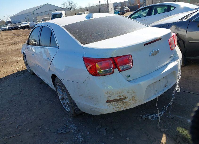 Photo 3 of 2015 Chevrolet Malibu 1LT (VIN 1G11C5SL8FF237690)