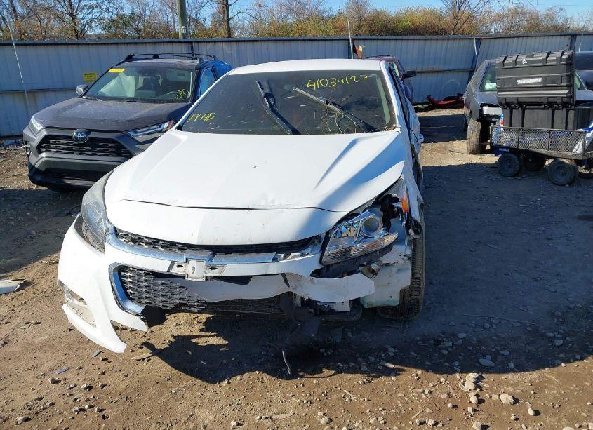 Photo 6 of 2015 Chevrolet Malibu 1LT (VIN 1G11C5SL8FF237690)