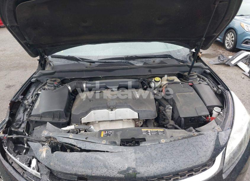 Photo 10 of 2015 Chevrolet Malibu 1LT (VIN 1G11C5SL8FF246051)