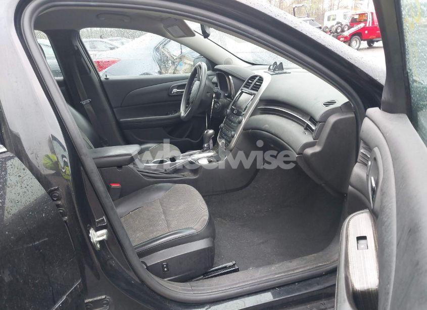 Photo 5 of 2015 Chevrolet Malibu 1LT (VIN 1G11C5SL8FF246051)