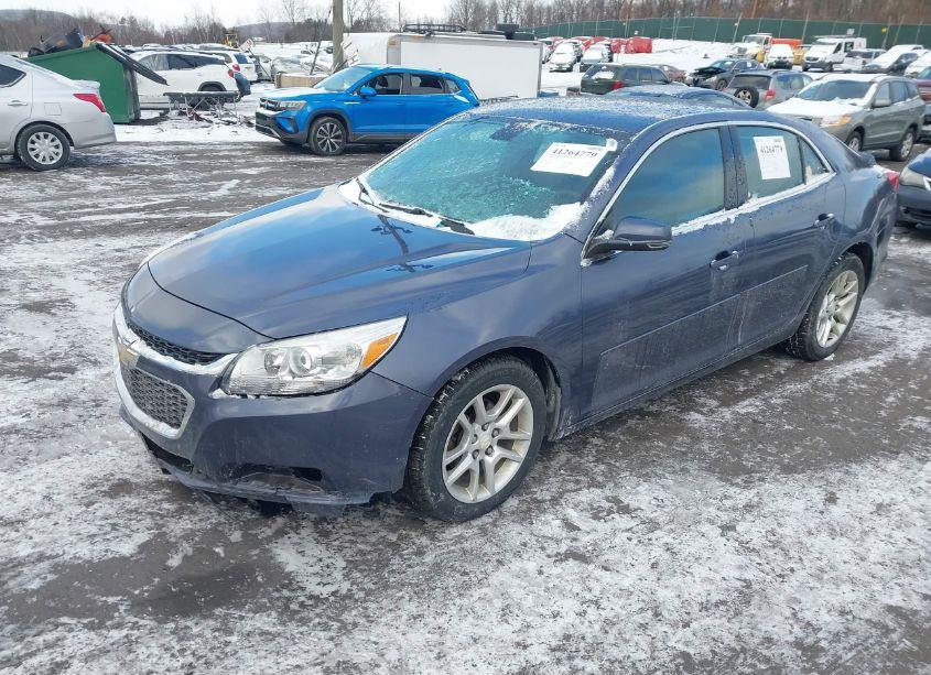 Photo 2 of 2015 Chevrolet Malibu 1LT (VIN 1G11C5SL8FF328071)