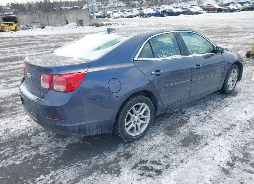 Photo 4 of 2015 Chevrolet Malibu 1LT (VIN 1G11C5SL8FF328071)