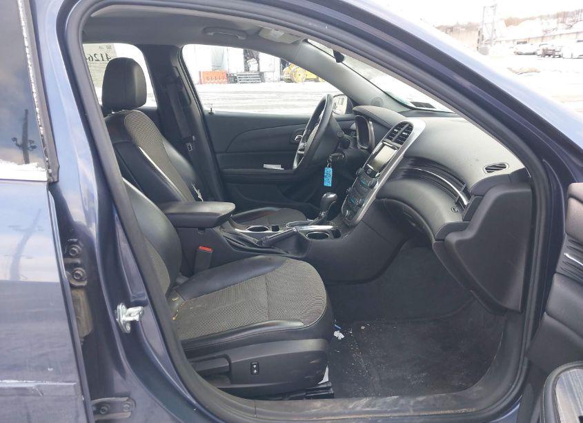Photo 5 of 2015 Chevrolet Malibu 1LT (VIN 1G11C5SL8FF328071)