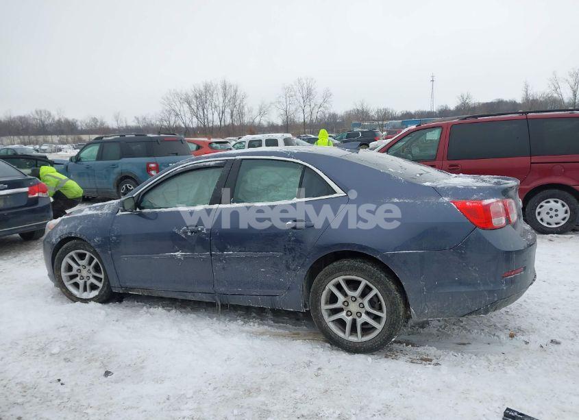 Photo 13 of 2015 Chevrolet Malibu 1LT (VIN 1G11C5SL8FF332900)