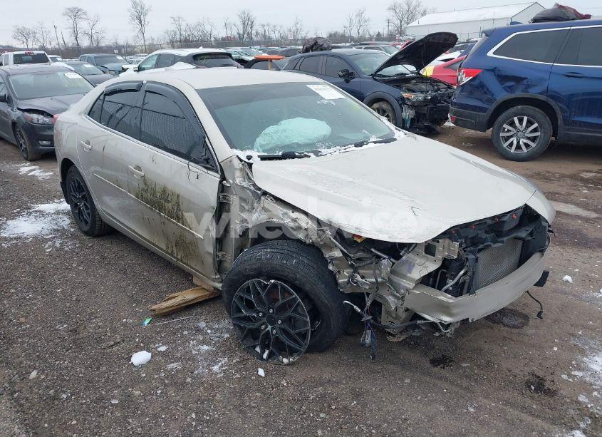 2015 Chevrolet Malibu 1LT (VIN 1G11C5SL8FF353312) main photo
