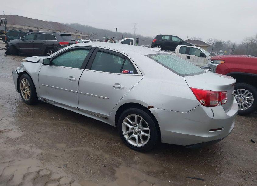 Photo 3 of 2015 Chevrolet Malibu 1LT (VIN 1G11C5SL8FF353892)