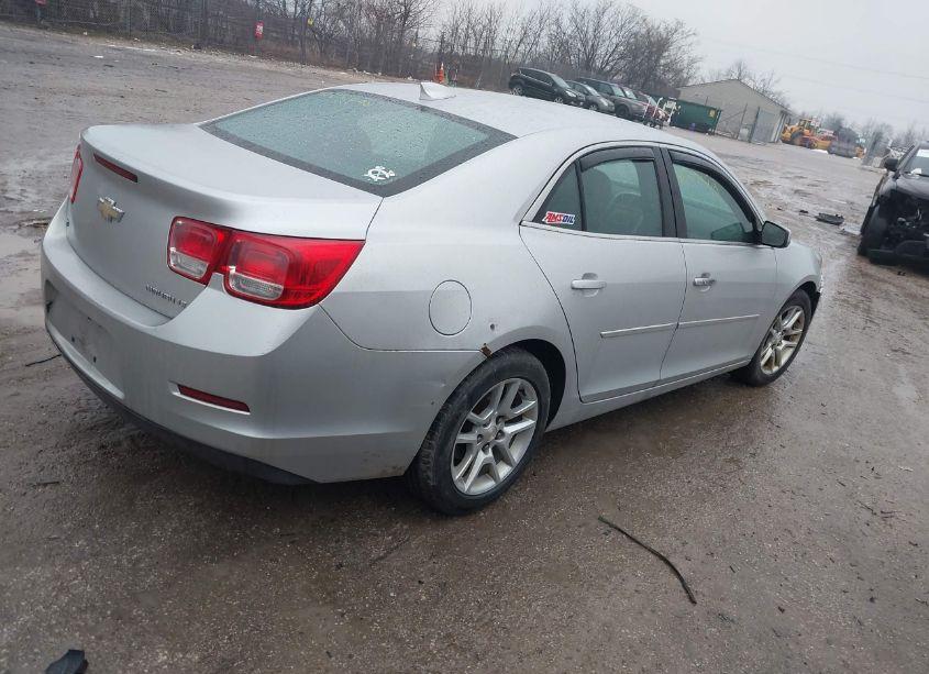 Photo 4 of 2015 Chevrolet Malibu 1LT (VIN 1G11C5SL8FF353892)