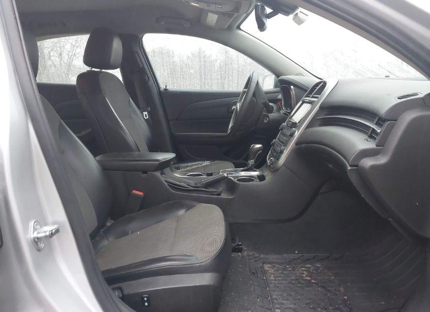 Photo 5 of 2015 Chevrolet Malibu 1LT (VIN 1G11C5SL8FF353892)