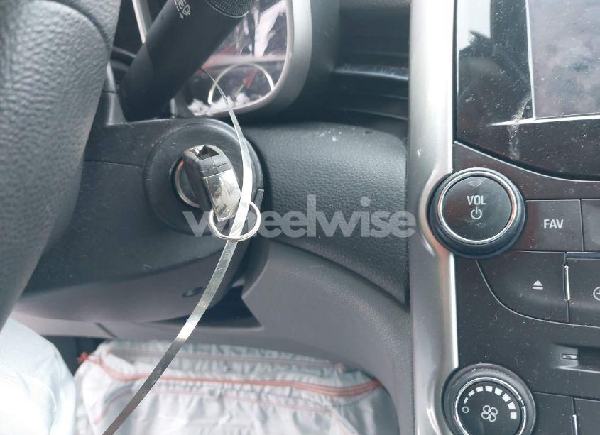 Photo 11 of 2014 Chevrolet Malibu 1LT (VIN 1G11C5SL9EF138696)
