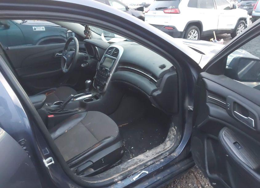 Photo 5 of 2014 Chevrolet Malibu 1LT (VIN 1G11C5SL9EF174209)