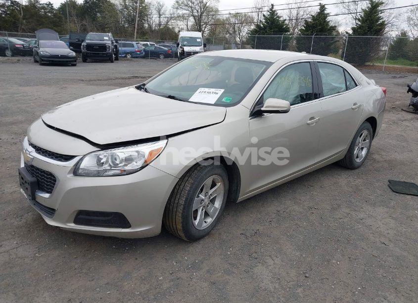 Photo 2 of 2014 Chevrolet Malibu 1LT (VIN 1G11C5SL9EF177319)