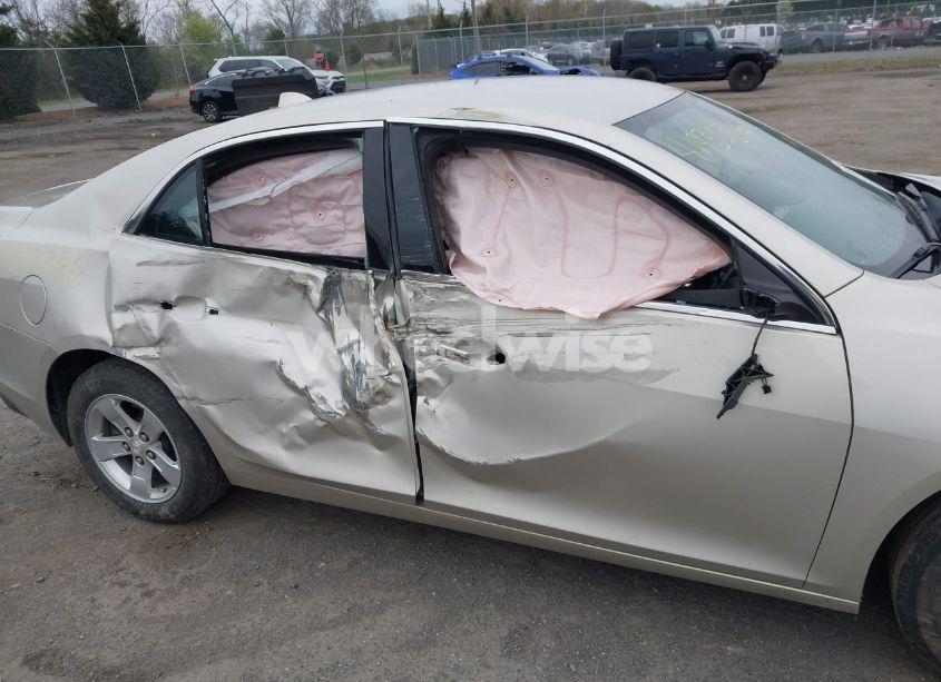 Photo 6 of 2014 Chevrolet Malibu 1LT (VIN 1G11C5SL9EF177319)