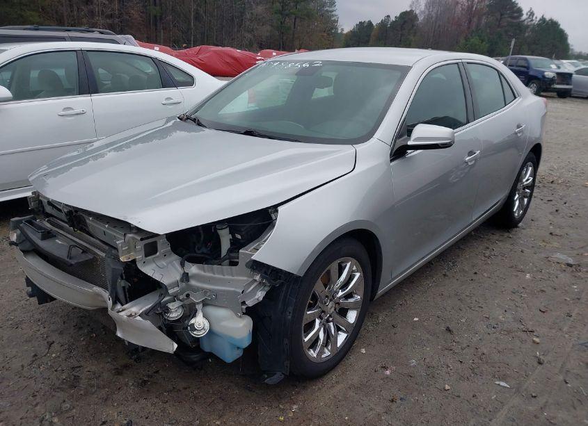 Photo 2 of 2014 Chevrolet Malibu 1LT (VIN 1G11C5SL9EF188742)