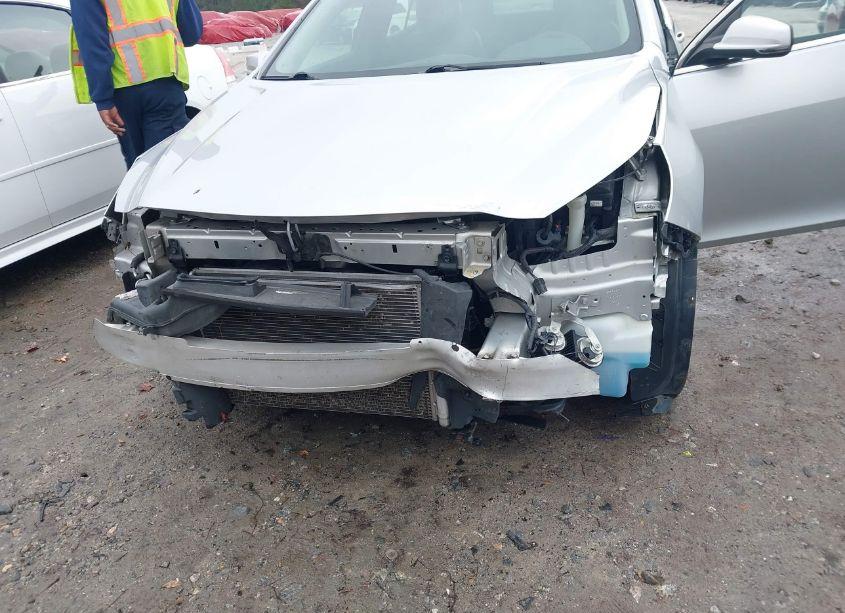 Photo 6 of 2014 Chevrolet Malibu 1LT (VIN 1G11C5SL9EF188742)