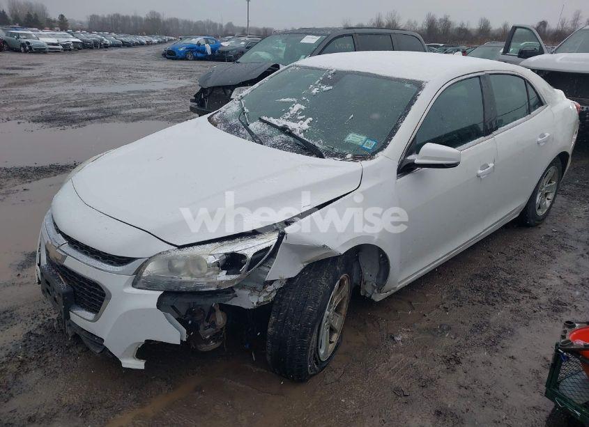 Photo 2 of 2014 Chevrolet Malibu 1LT (VIN 1G11C5SL9EF226051)