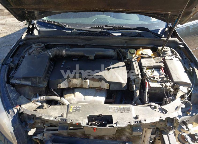 Photo 10 of 2014 Chevrolet Malibu 1LT (VIN 1G11C5SL9EF260880)