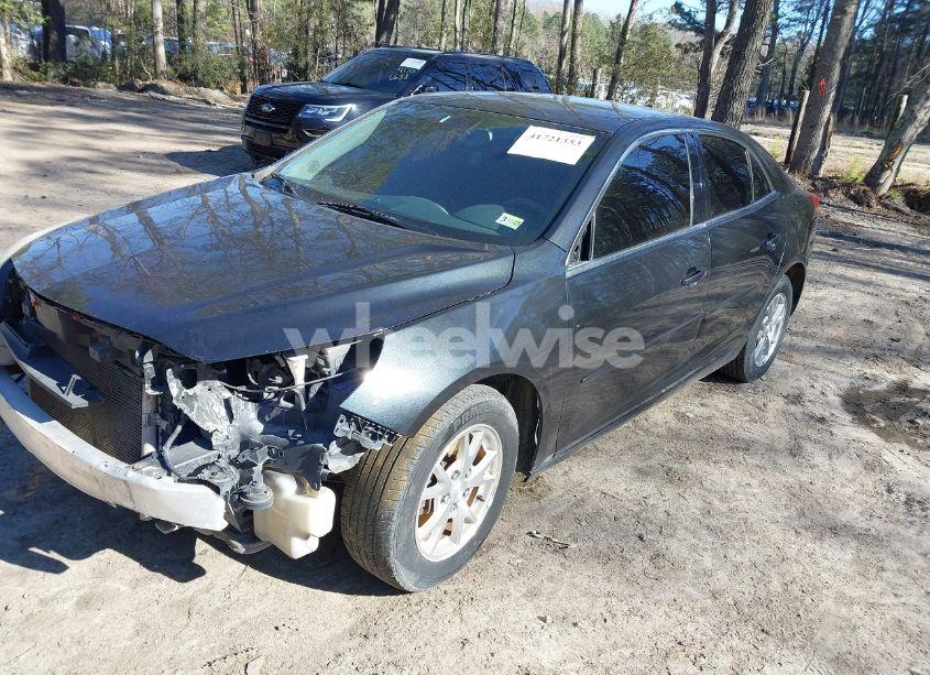 Photo 2 of 2014 Chevrolet Malibu 1LT (VIN 1G11C5SL9EF260880)