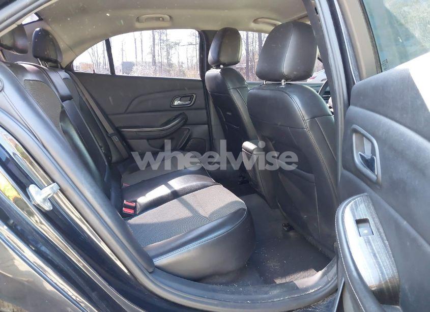 Photo 8 of 2014 Chevrolet Malibu 1LT (VIN 1G11C5SL9EF260880)