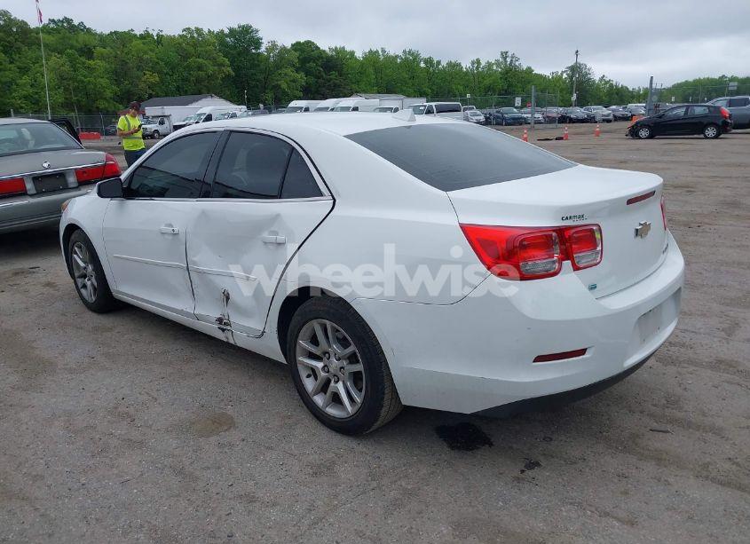 Photo 3 of 2014 Chevrolet Malibu 1LT (VIN 1G11C5SL9EF270213)