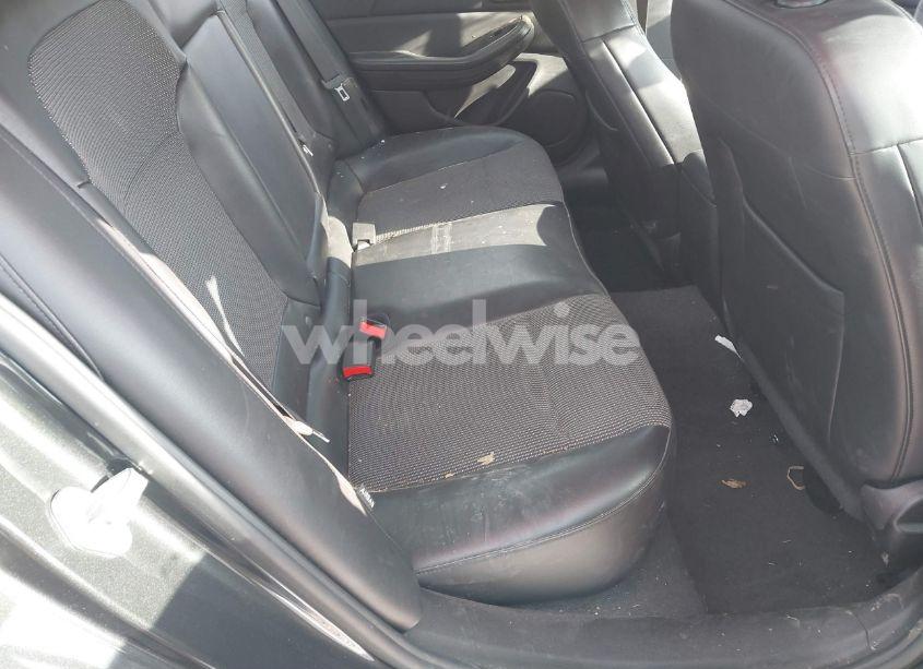 Photo 8 of 2014 Chevrolet Malibu 1LT (VIN 1G11C5SL9EF280840)