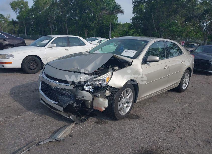 Photo 2 of 2014 Chevrolet Malibu 1LT (VIN 1G11C5SL9EF304134)