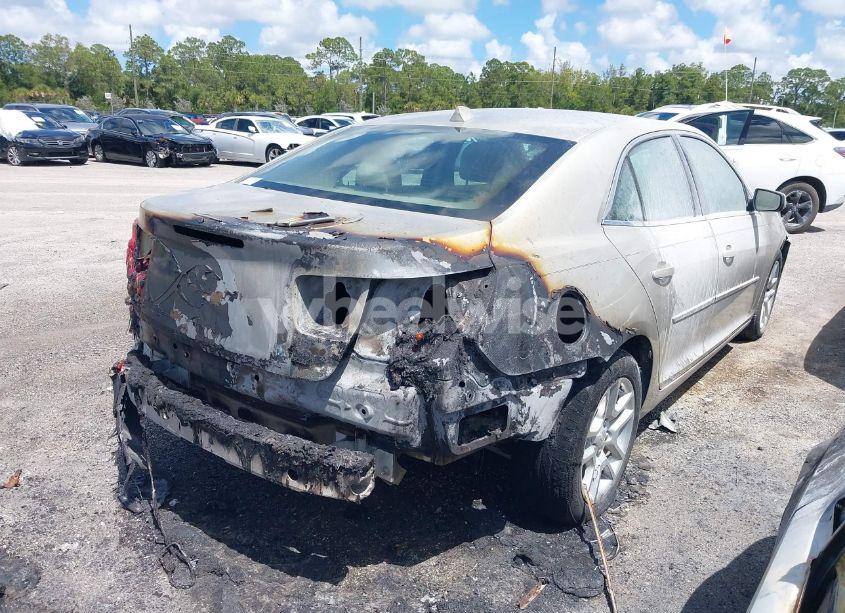 Photo 4 of 2014 Chevrolet Malibu 1LT (VIN 1G11C5SL9EF304134)