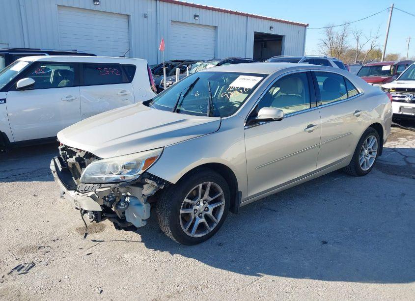 Photo 2 of 2015 Chevrolet Malibu 1LT (VIN 1G11C5SL9FF101861)