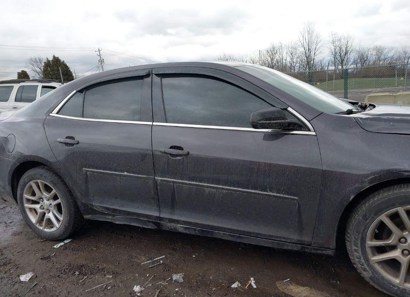 Photo 13 of 2015 Chevrolet Malibu 1LT (VIN 1G11C5SL9FF127831)
