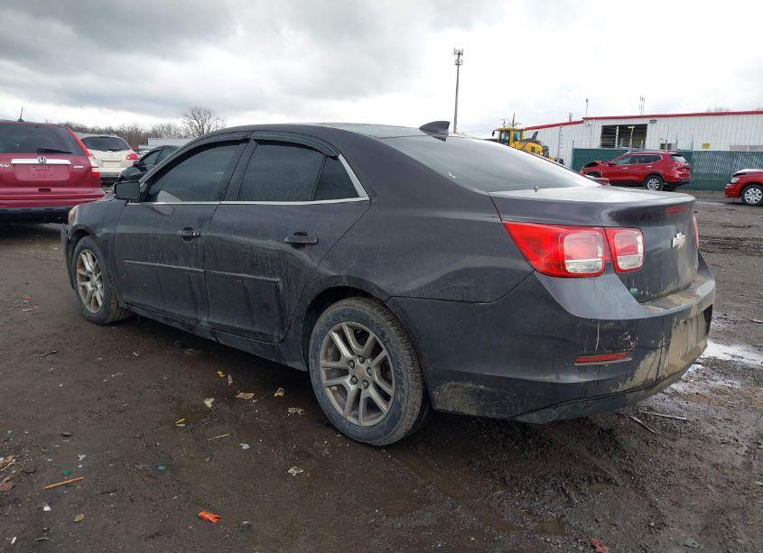 Photo 3 of 2015 Chevrolet Malibu 1LT (VIN 1G11C5SL9FF127831)