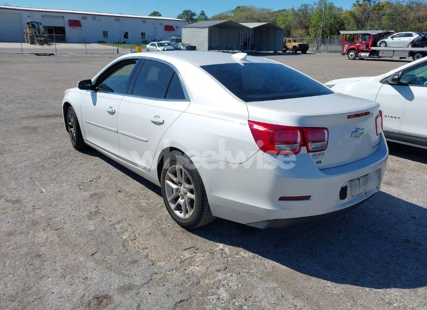 Photo 3 of 2015 Chevrolet Malibu 1LT (VIN 1G11C5SL9FF135637)