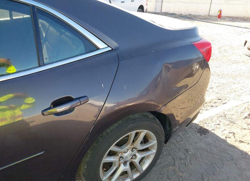 Photo 6 of 2015 Chevrolet Malibu 1LT (VIN 1G11C5SL9FF156083)