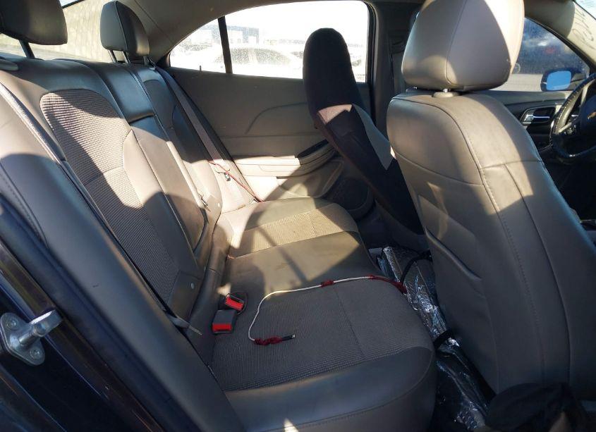 Photo 8 of 2015 Chevrolet Malibu 1LT (VIN 1G11C5SL9FF156083)