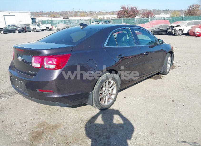 Photo 4 of 2015 Chevrolet Malibu 1LT (VIN 1G11C5SL9FF228108)
