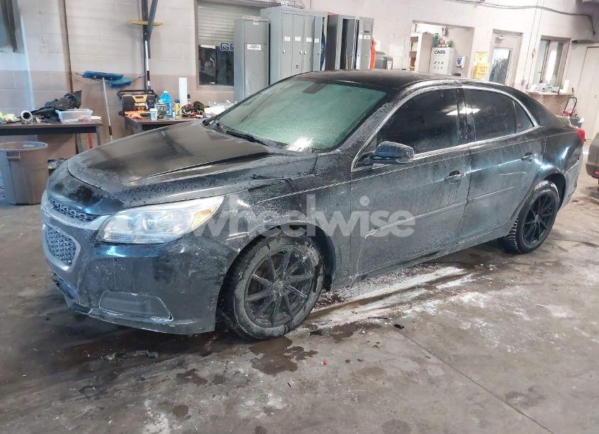 Photo 2 of 2015 Chevrolet Malibu 1LT (VIN 1G11C5SL9FF243207)