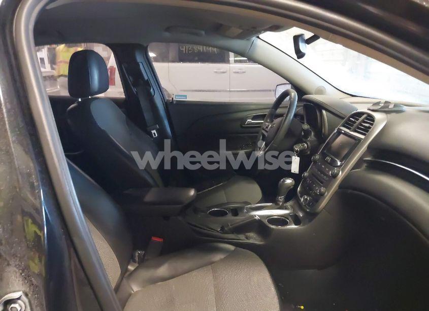 Photo 5 of 2015 Chevrolet Malibu 1LT (VIN 1G11C5SL9FF243207)