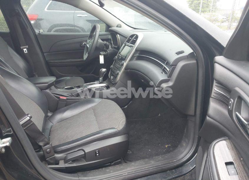 Photo 5 of 2015 Chevrolet Malibu 1LT (VIN 1G11C5SL9FF296344)