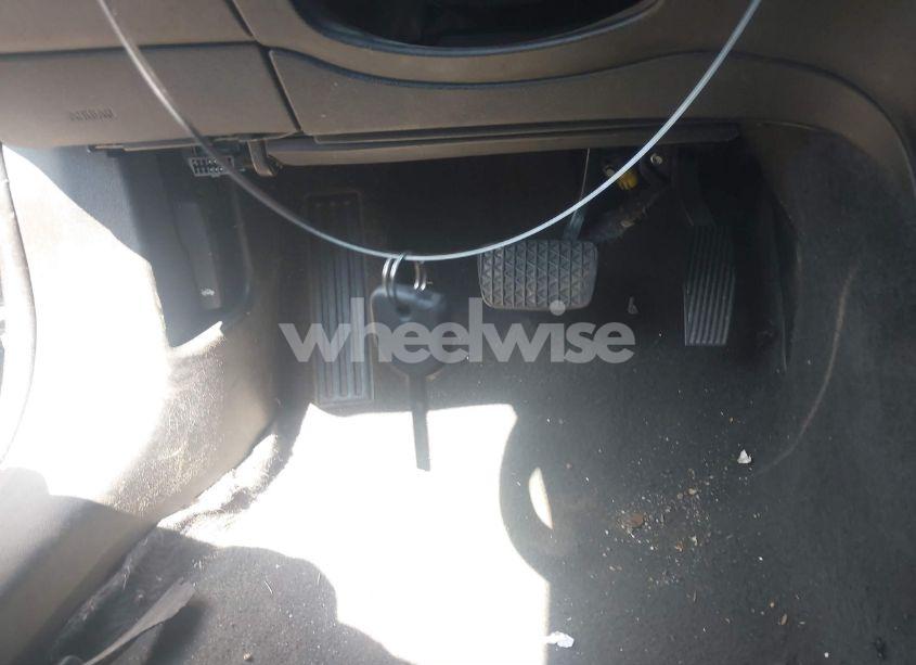 Photo 11 of 2015 Chevrolet Malibu 1LT (VIN 1G11C5SL9FF300165)