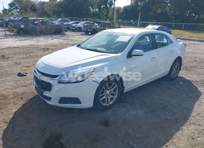 Photo 2 of 2015 Chevrolet Malibu 1LT (VIN 1G11C5SL9FU130644)