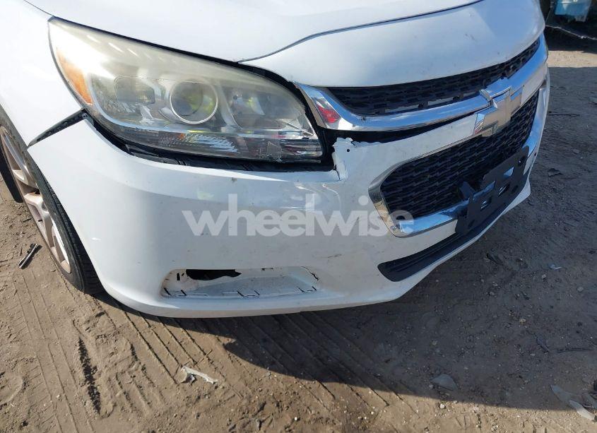 Photo 6 of 2015 Chevrolet Malibu 1LT (VIN 1G11C5SL9FU130644)