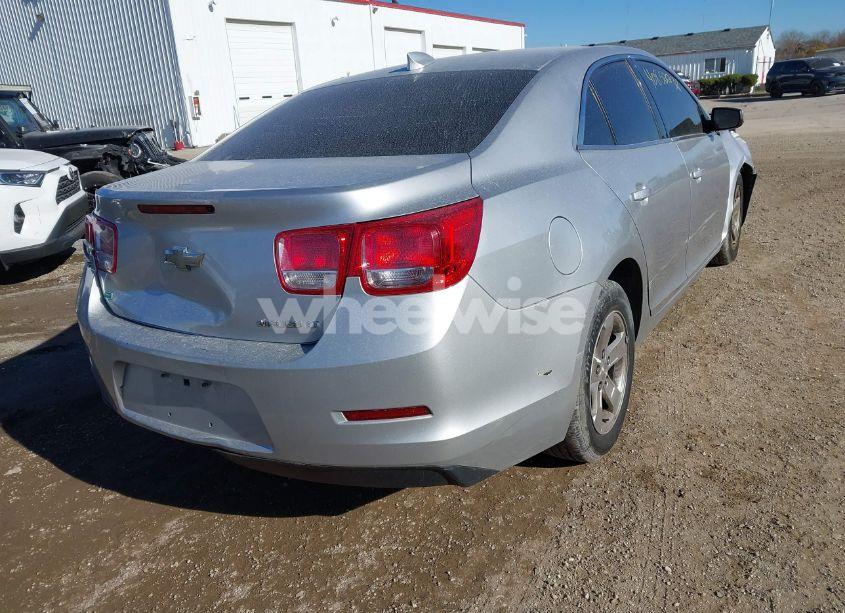 Photo 4 of 2015 Chevrolet Malibu 1LT (VIN 1G11C5SL9FU150411)