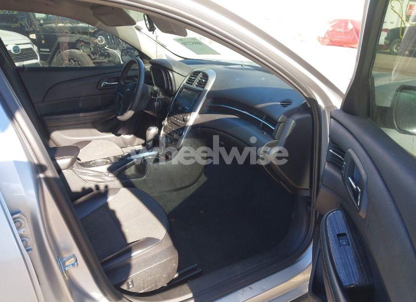 Photo 5 of 2015 Chevrolet Malibu 1LT (VIN 1G11C5SL9FU150411)