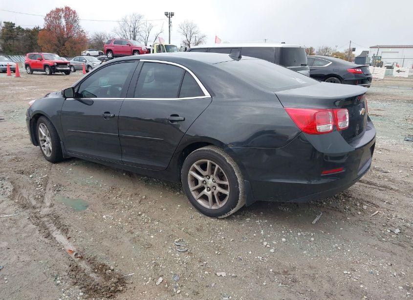 Photo 3 of 2014 Chevrolet Malibu 1LT (VIN 1G11C5SLXEF124337)