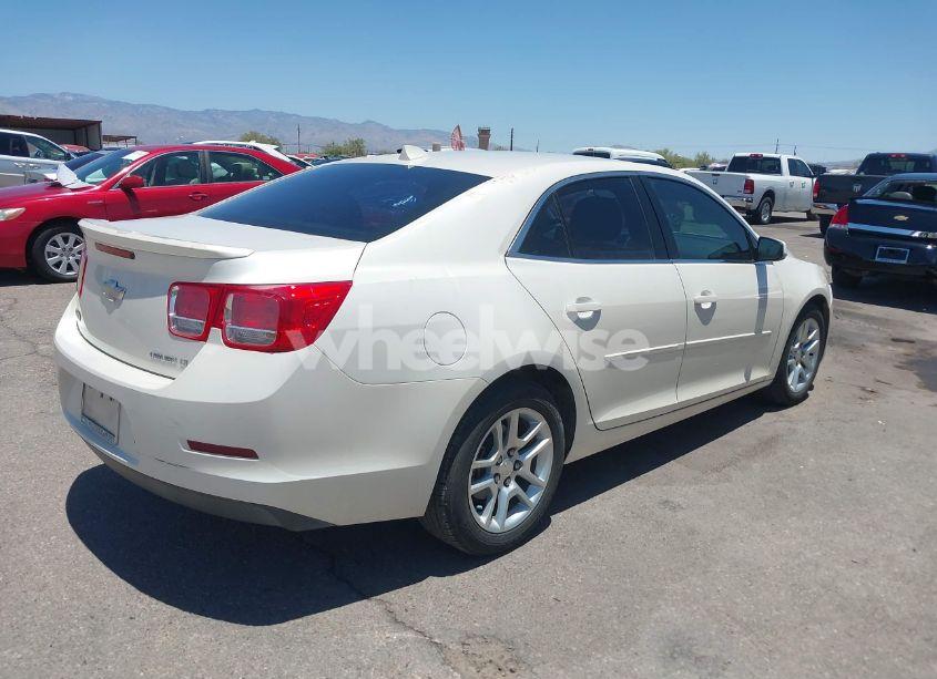 Photo 4 of 2014 Chevrolet Malibu 1LT (VIN 1G11C5SLXEF156320)