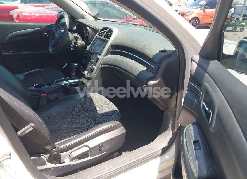 Photo 5 of 2014 Chevrolet Malibu 1LT (VIN 1G11C5SLXEF156320)