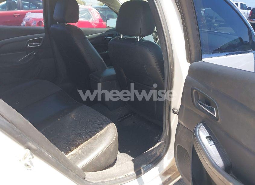 Photo 8 of 2014 Chevrolet Malibu 1LT (VIN 1G11C5SLXEF156320)